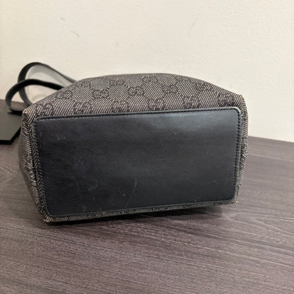 #004 GUCCI Black Canvas Bucket
