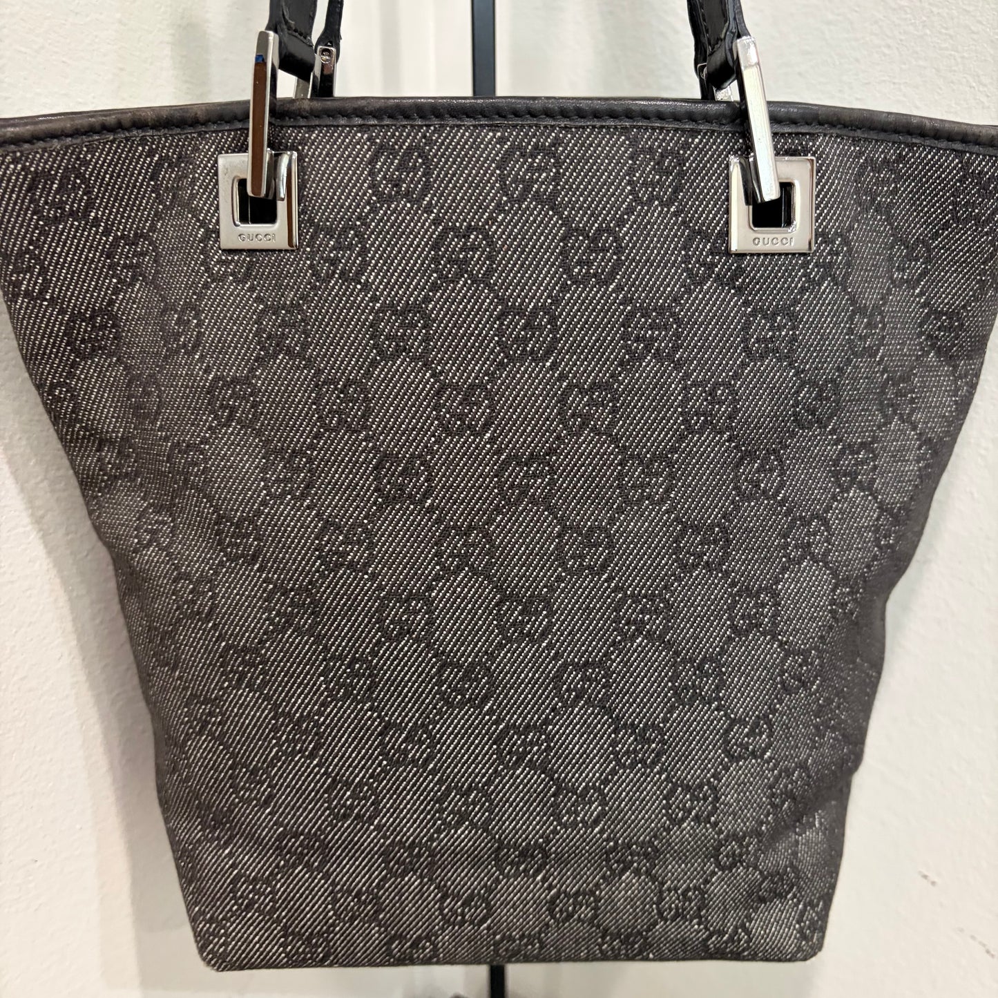 #004 GUCCI Black Canvas Bucket