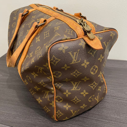 SOLD! Louis Vuitton Monogram Sac Souple 35