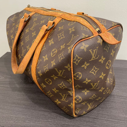 SOLD! Louis Vuitton Monogram Sac Souple 35