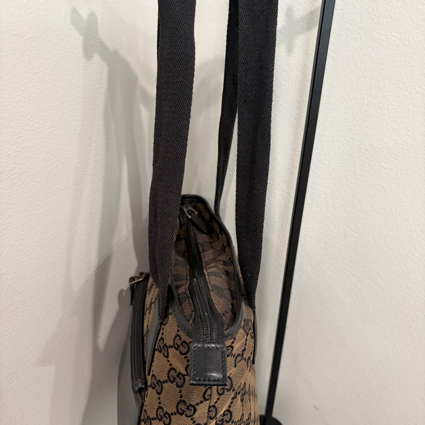 #006 GUCCI Brown Canvas Tote