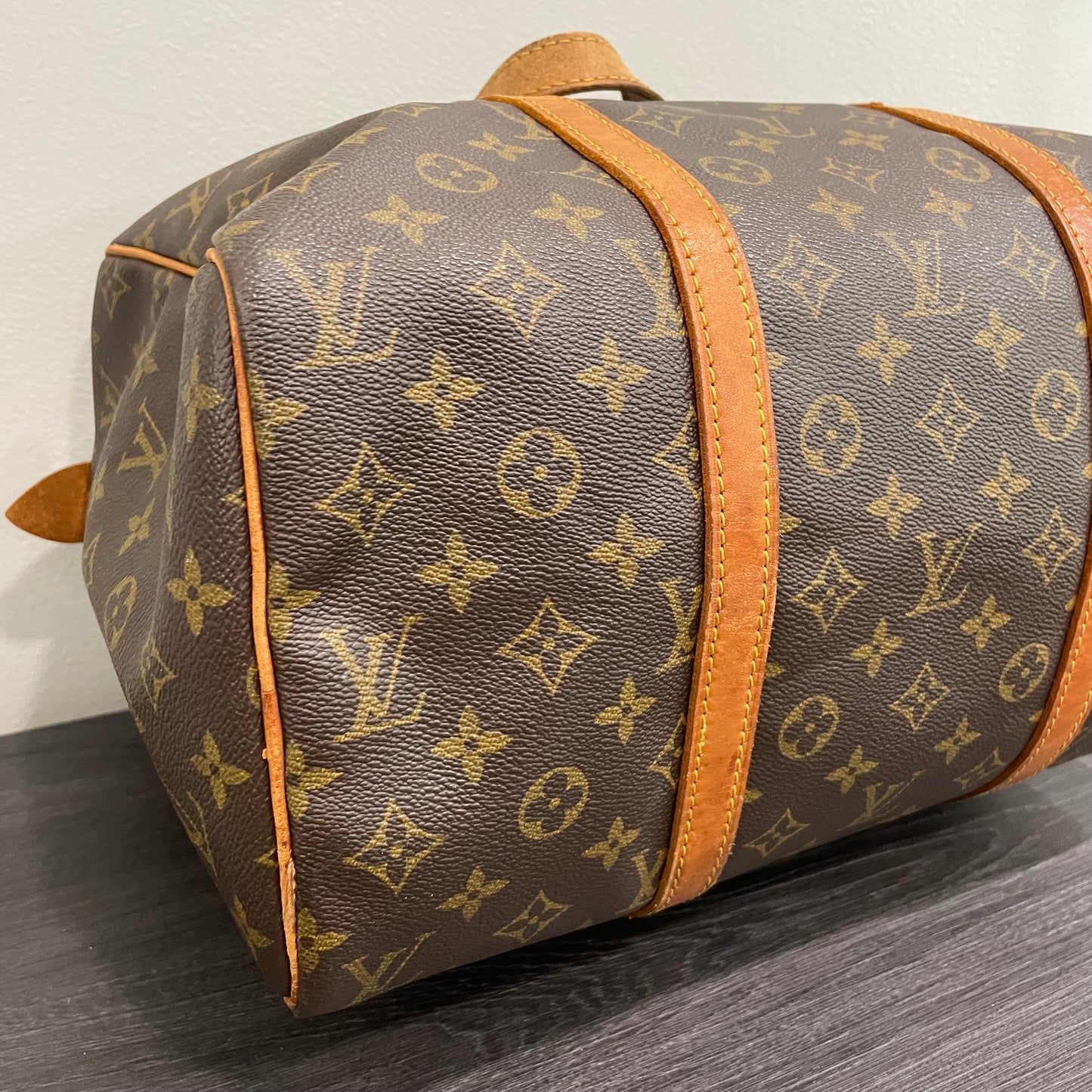 SOLD! Louis Vuitton Monogram Sac Souple 35