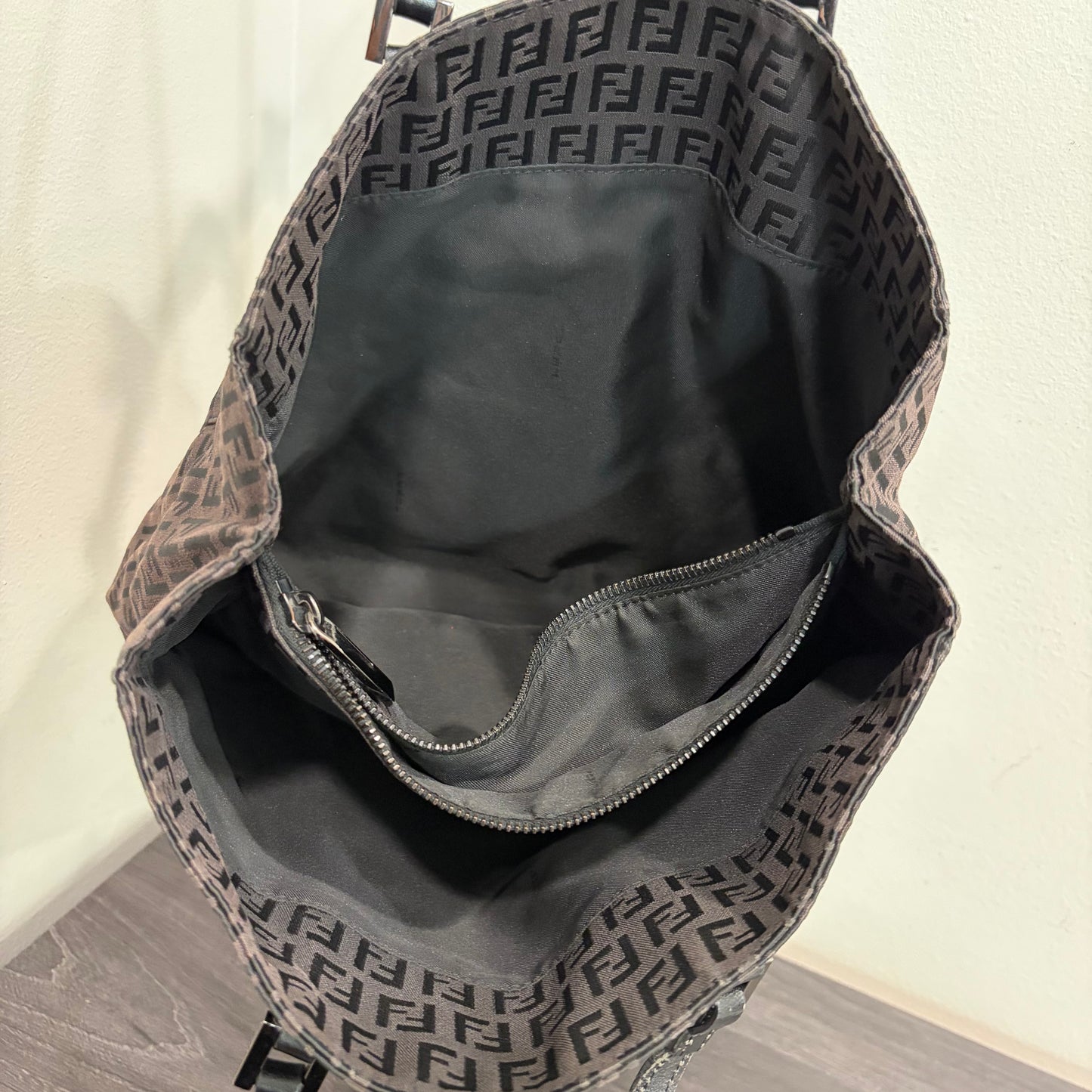 #007 FENDI Brown Canvas Tote