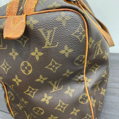 SOLD! Louis Vuitton Monogram Sac Souple 35