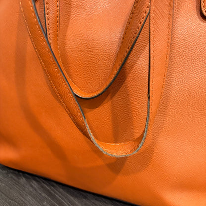 #009 MICHAEL KORS Orange Tote