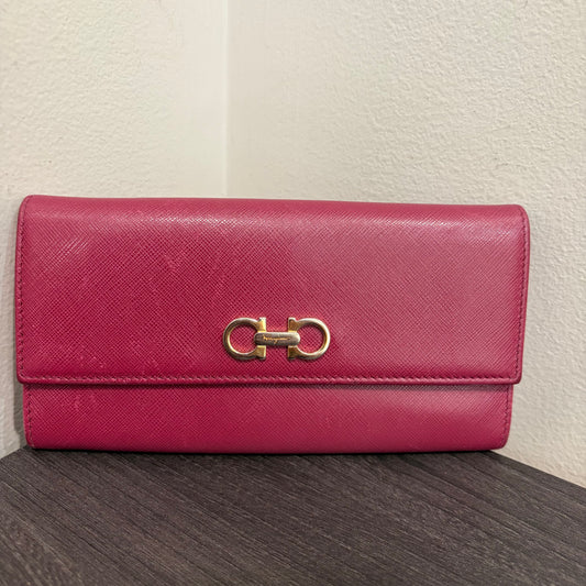 #013 SALVATORE FERRAGAMO Raspberry Long Wallet