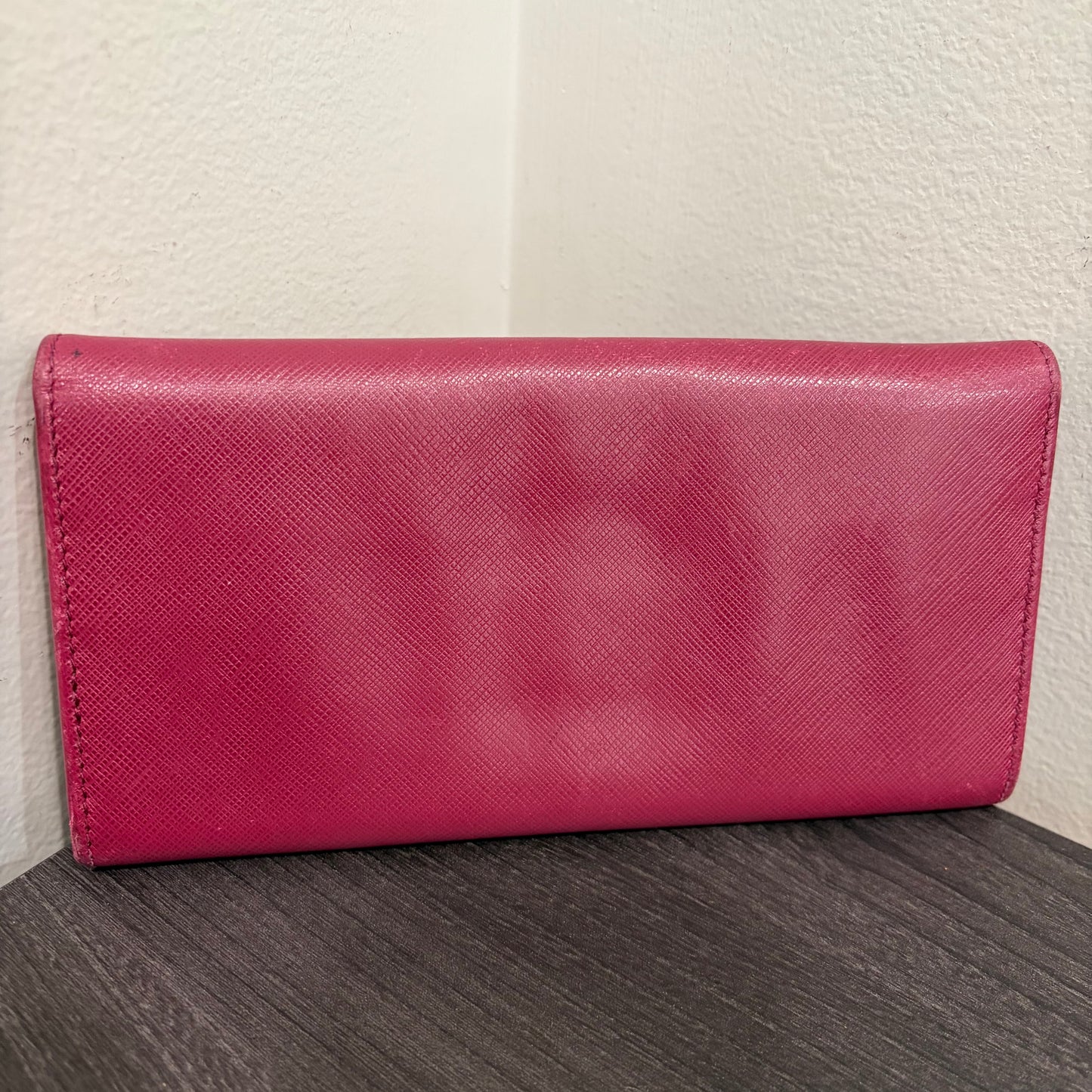 #013 SALVATORE FERRAGAMO Raspberry Long Wallet