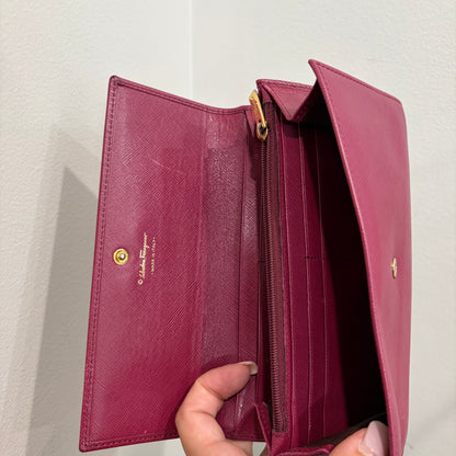 #013 SALVATORE FERRAGAMO Raspberry Long Wallet