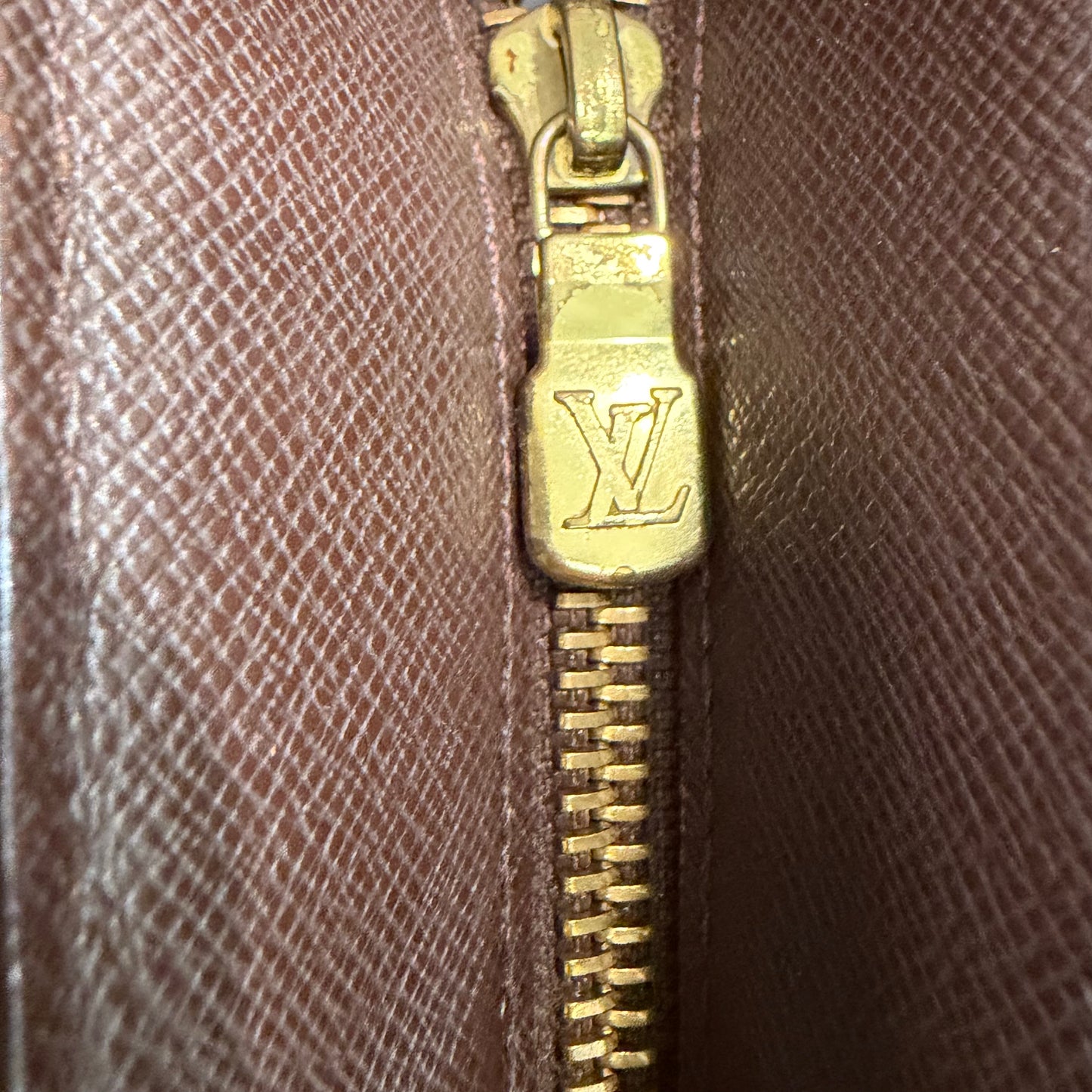 #018 LOUIS VUITTON Damier Venice PM