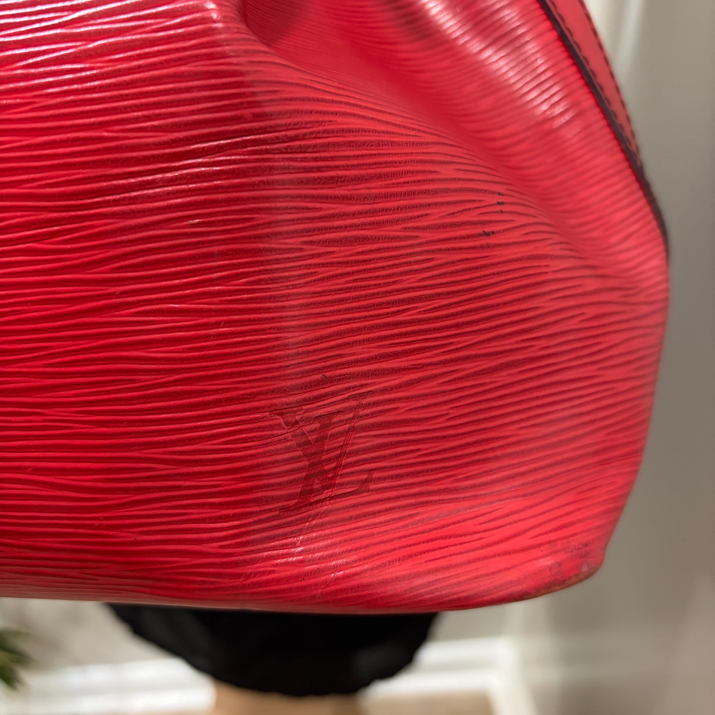 #020 LOUIS VUITTON Red Epi Petit Noe