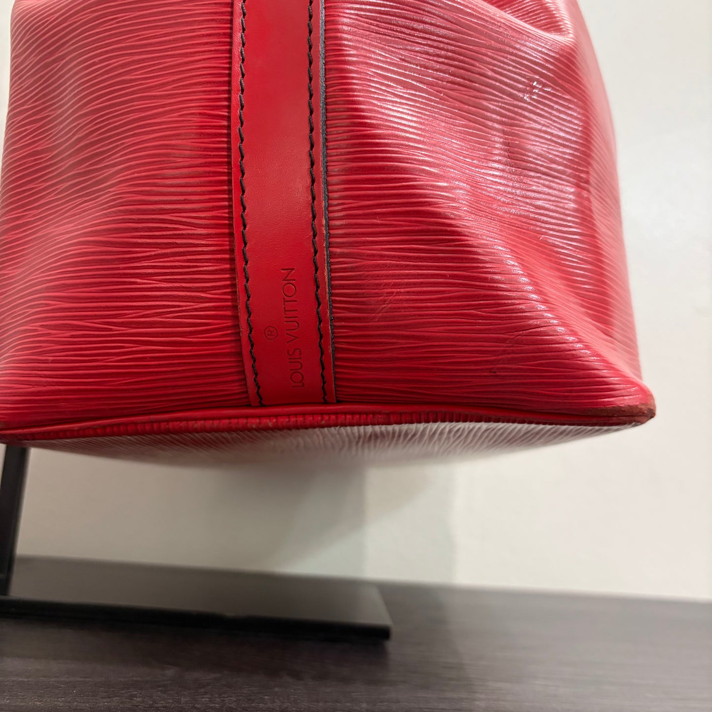 #020 LOUIS VUITTON Red Epi Petit Noe