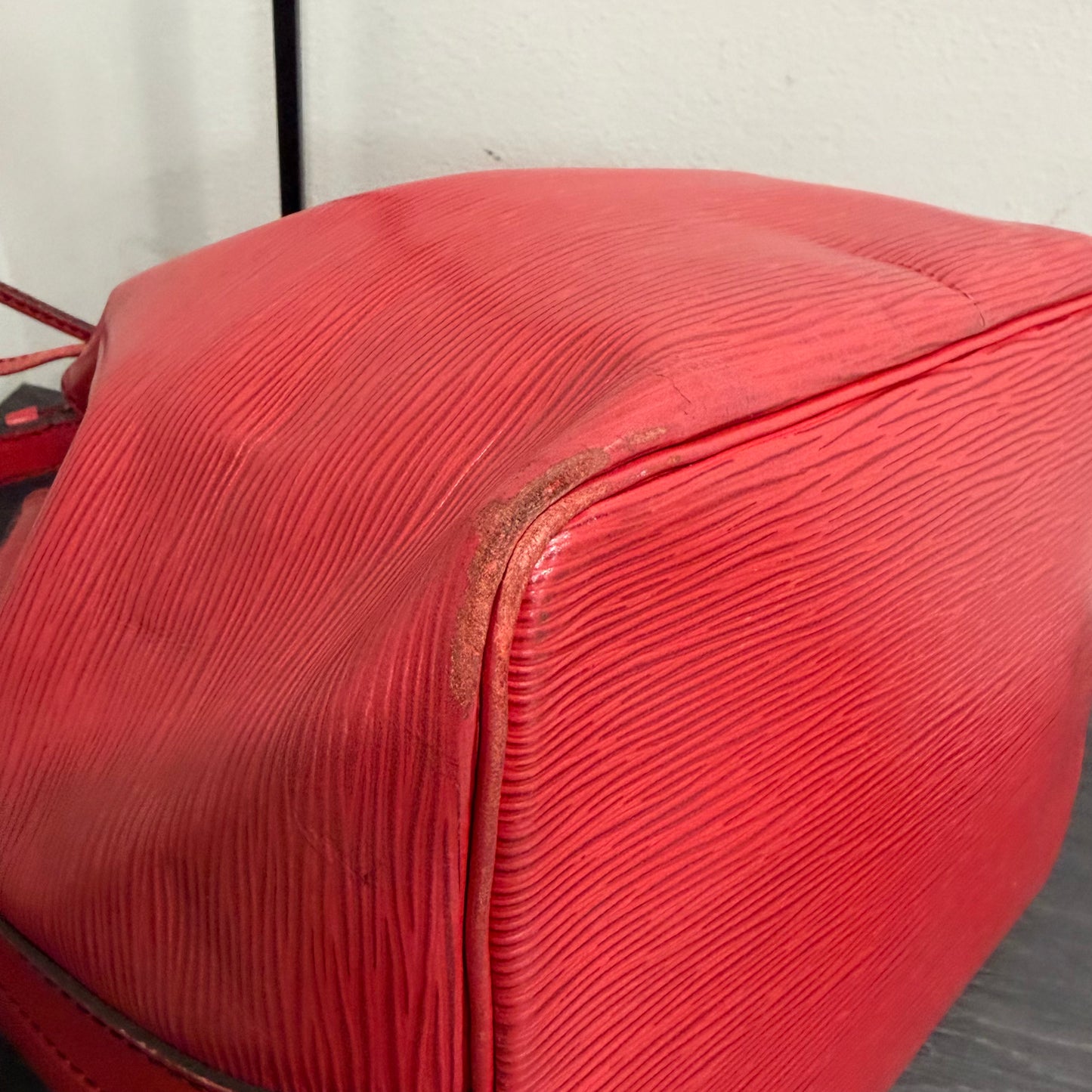 #020 LOUIS VUITTON Red Epi Petit Noe