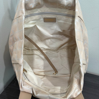 #021 CHANEL Neutral CC Tote