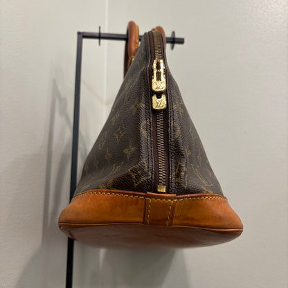 #024 LOUIS VUITTON Alma PM