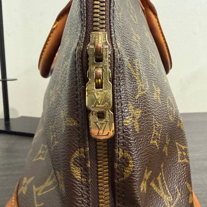 #024 LOUIS VUITTON Alma PM