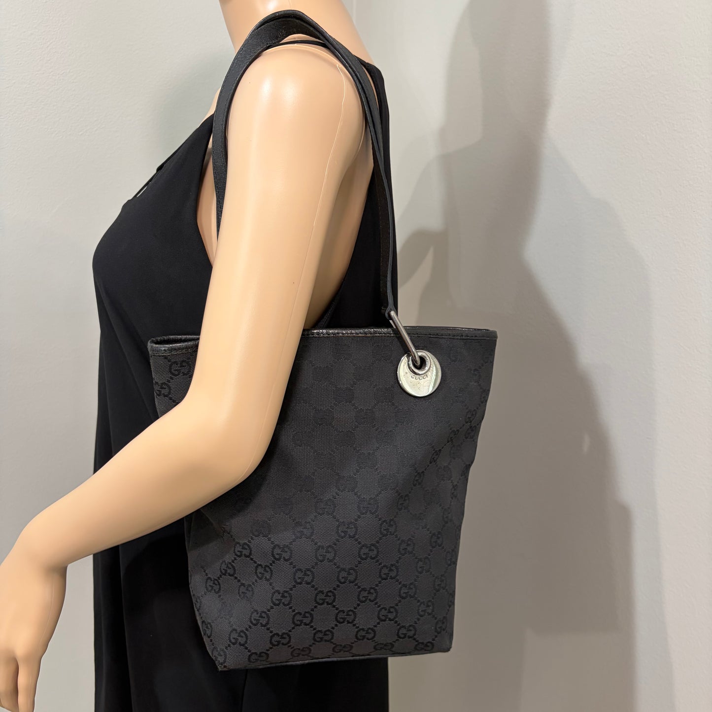 #025 GUCCI Black Canvas Tote