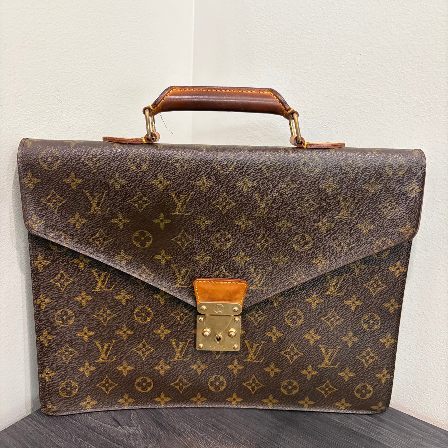 #028 LOUIS VUITTON Serviette Conseiller Briefcase