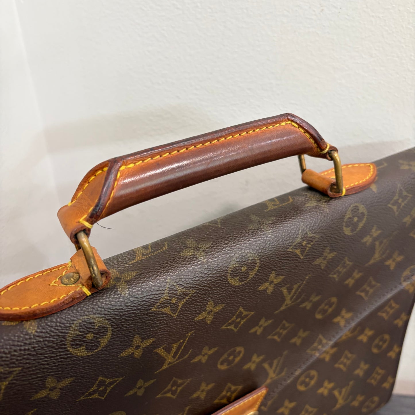 #028 LOUIS VUITTON Serviette Conseiller Briefcase