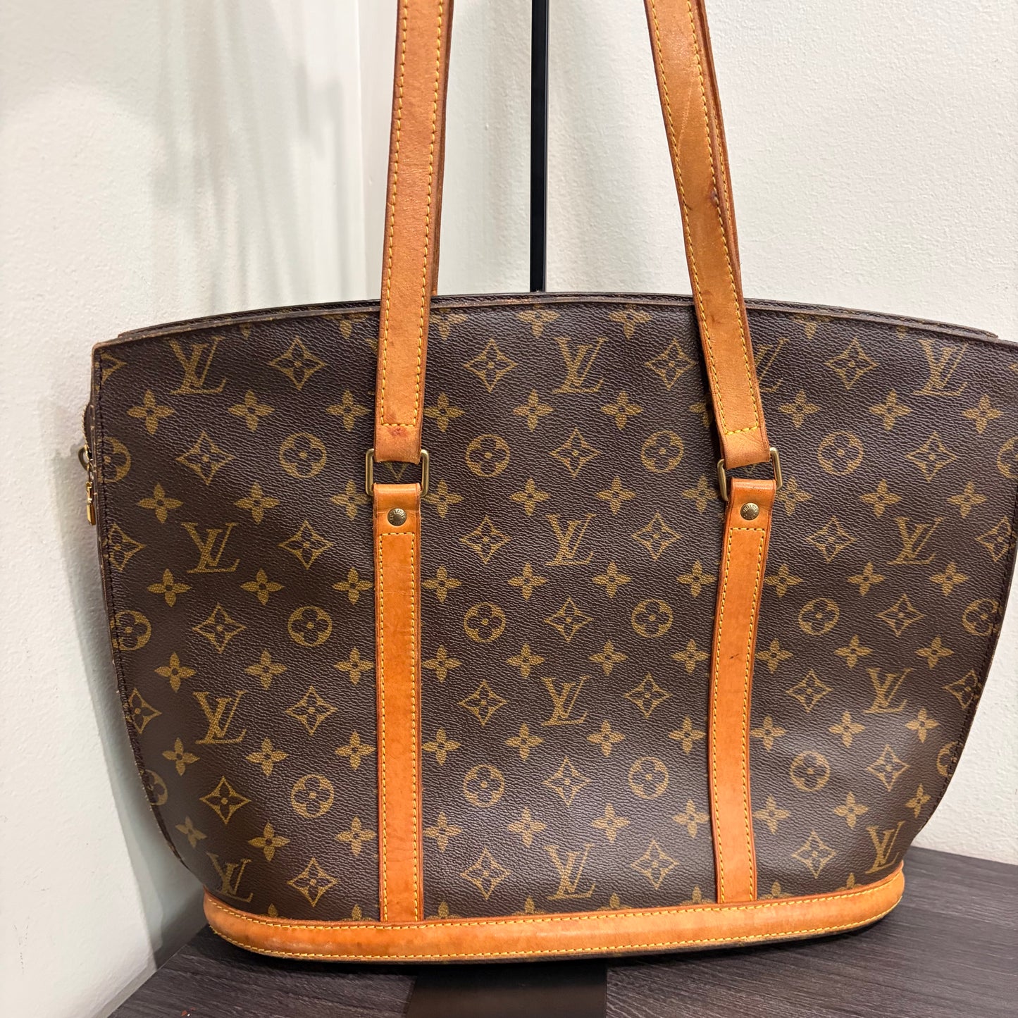 #029 LOUIS VUITTON Babylone Tote