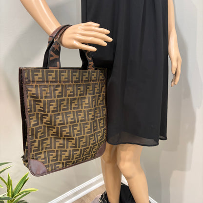 #030 FENDI Tote