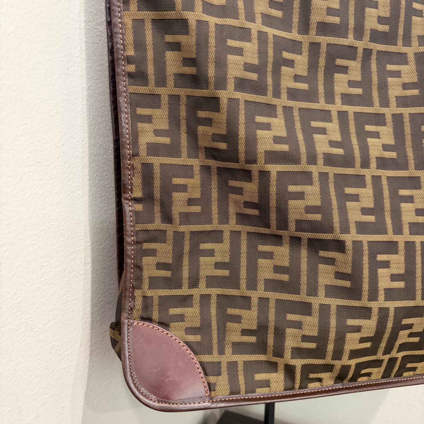 #030 FENDI Tote