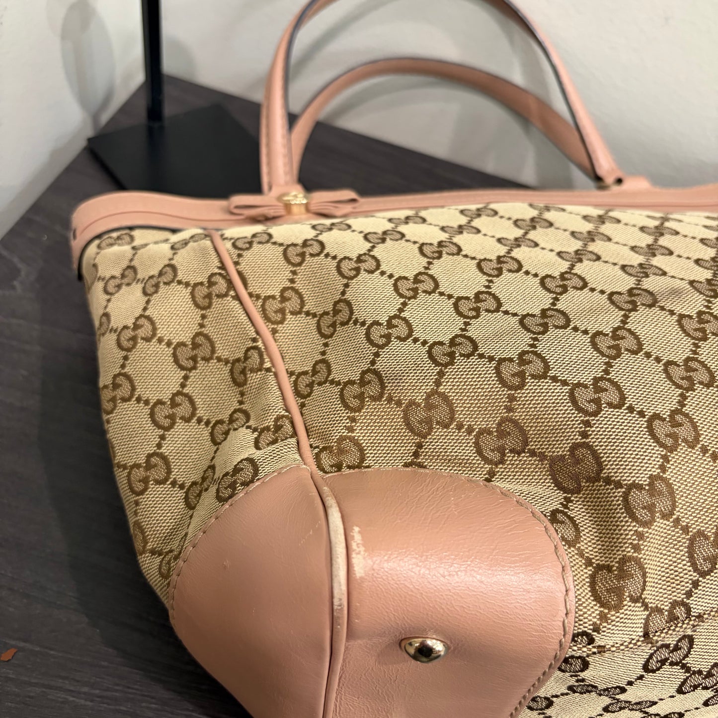 #032 GUCCI Brown Canvas Tote