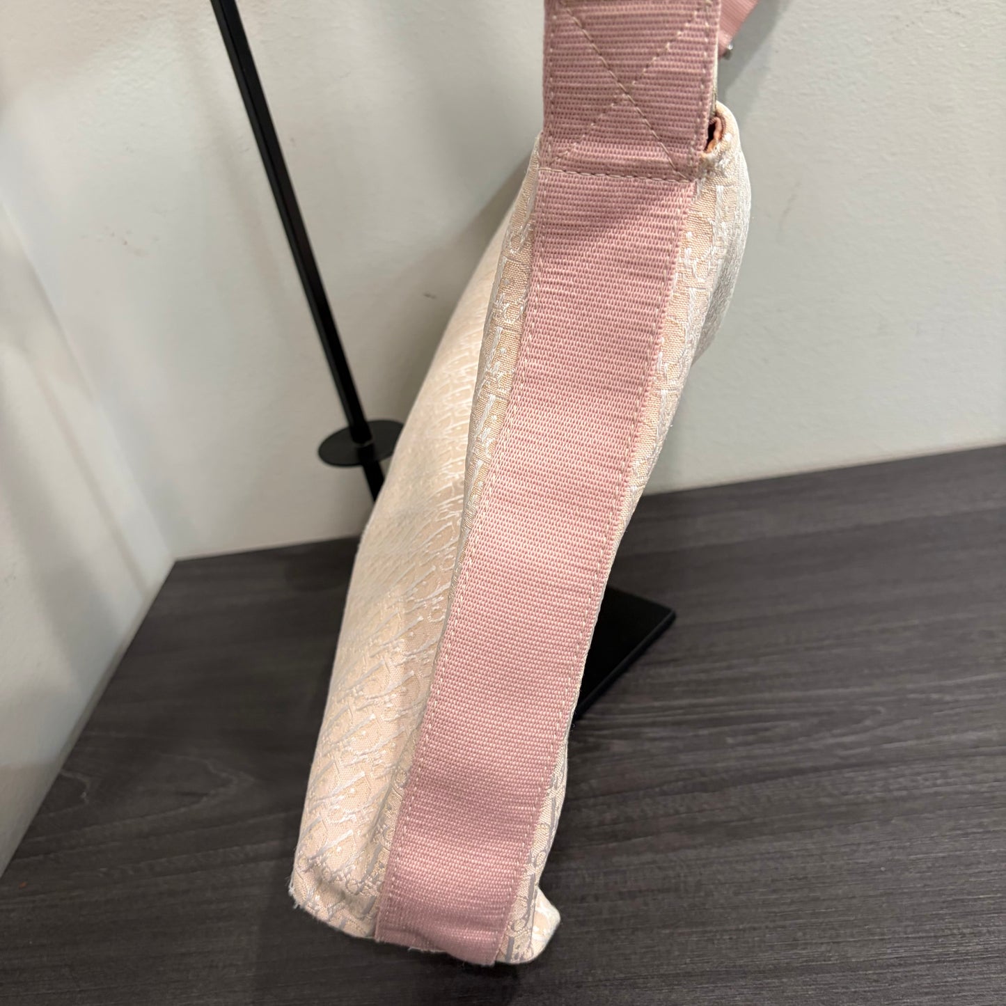 #039 CHRISTIAN DIOR Pink Canvas Shoulder Bag