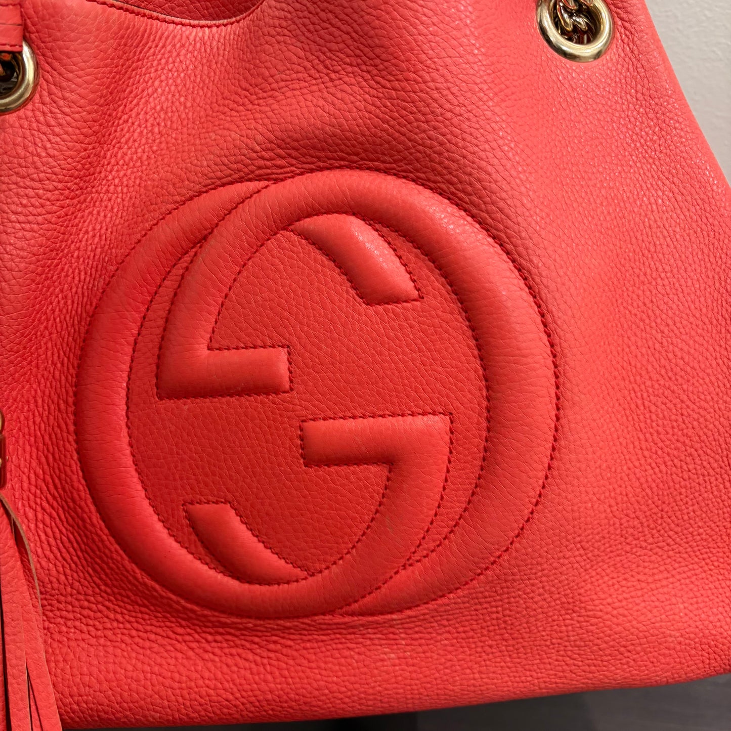 #016 GUCCI Coral Medium Soho