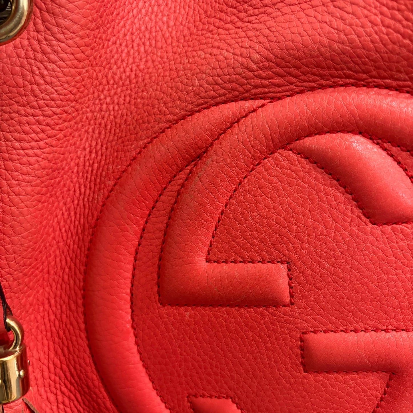 #016 GUCCI Coral Medium Soho
