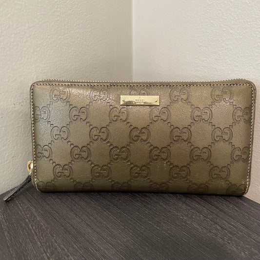 Gucci GG Leather Zippy Wallet