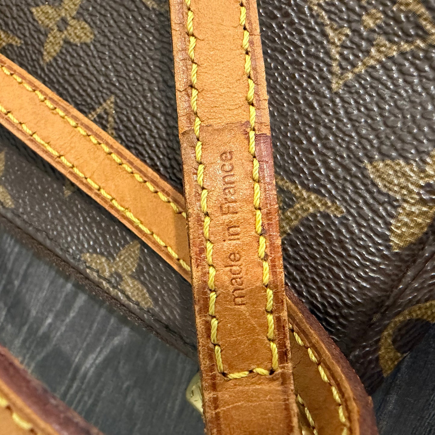 LOUIS VUITTON Pochette Crossbody