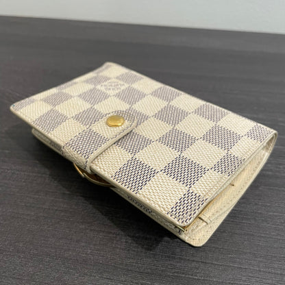 SOLD! Louis Vuitton Damier Wallet