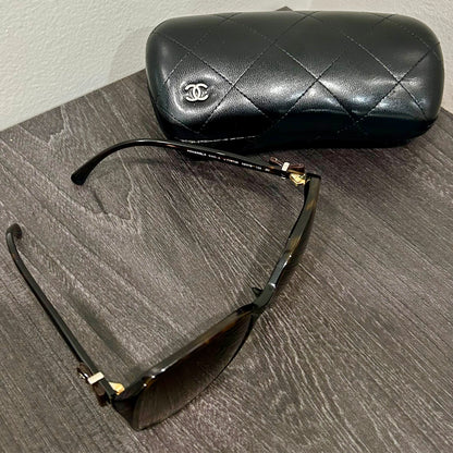 CLEARANCE CHANEL Brown Sunglasses with Original Storage Case