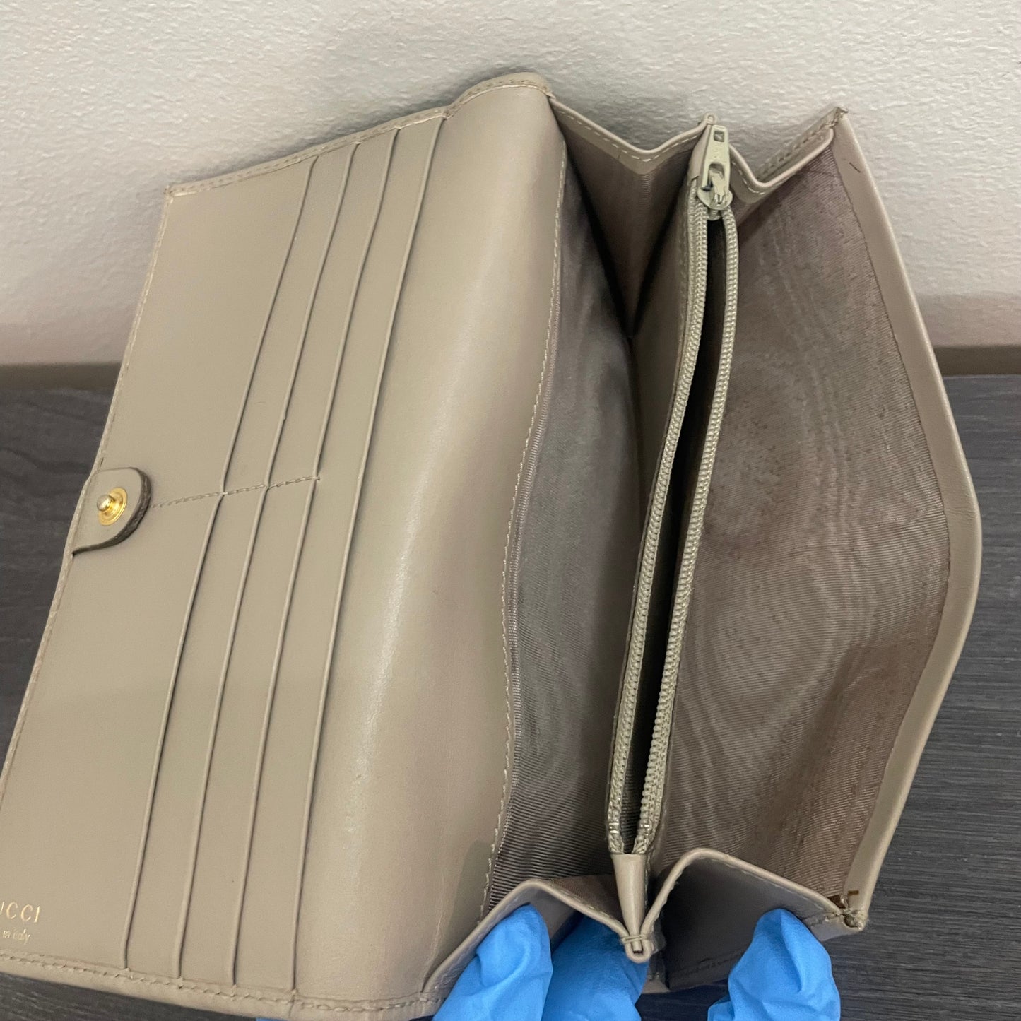 GUCCI Leather Wallet