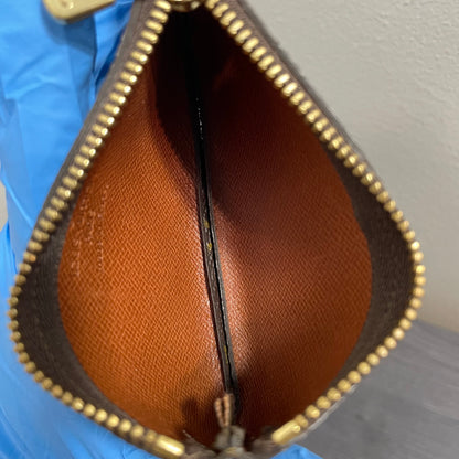 LOUIS VUITTON Monogram Coin Purse