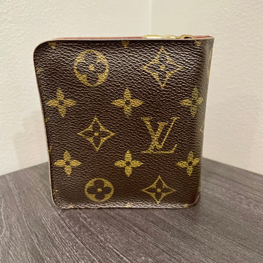 LOUIS VUITTON Monogram Wallet