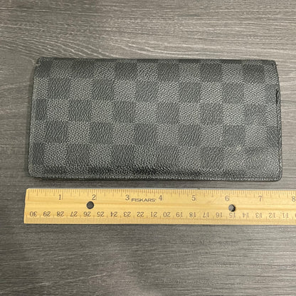 LOUIS VUITTON Damier Graphite Wallet