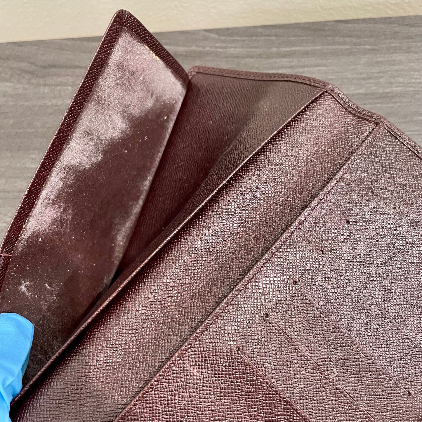 LOUIS VUITTON Brown Leather Checkbook Holder