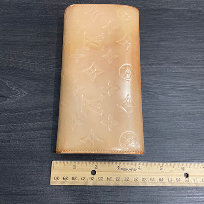 LOUIS VUITTON Vernis Rose Florentine Wallet