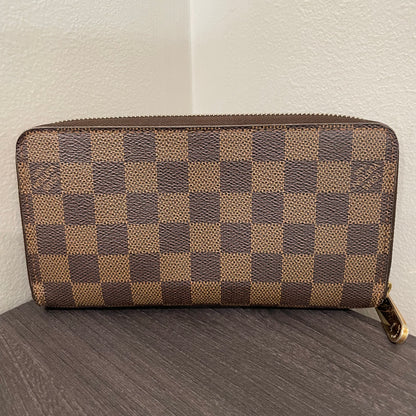 SOLD! Louis Vuitton Damier Wallet