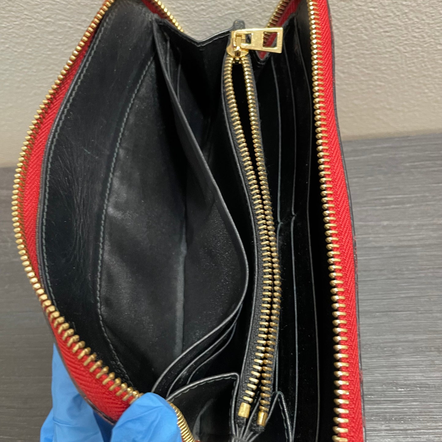 LOEWE Red Zippy Wallet