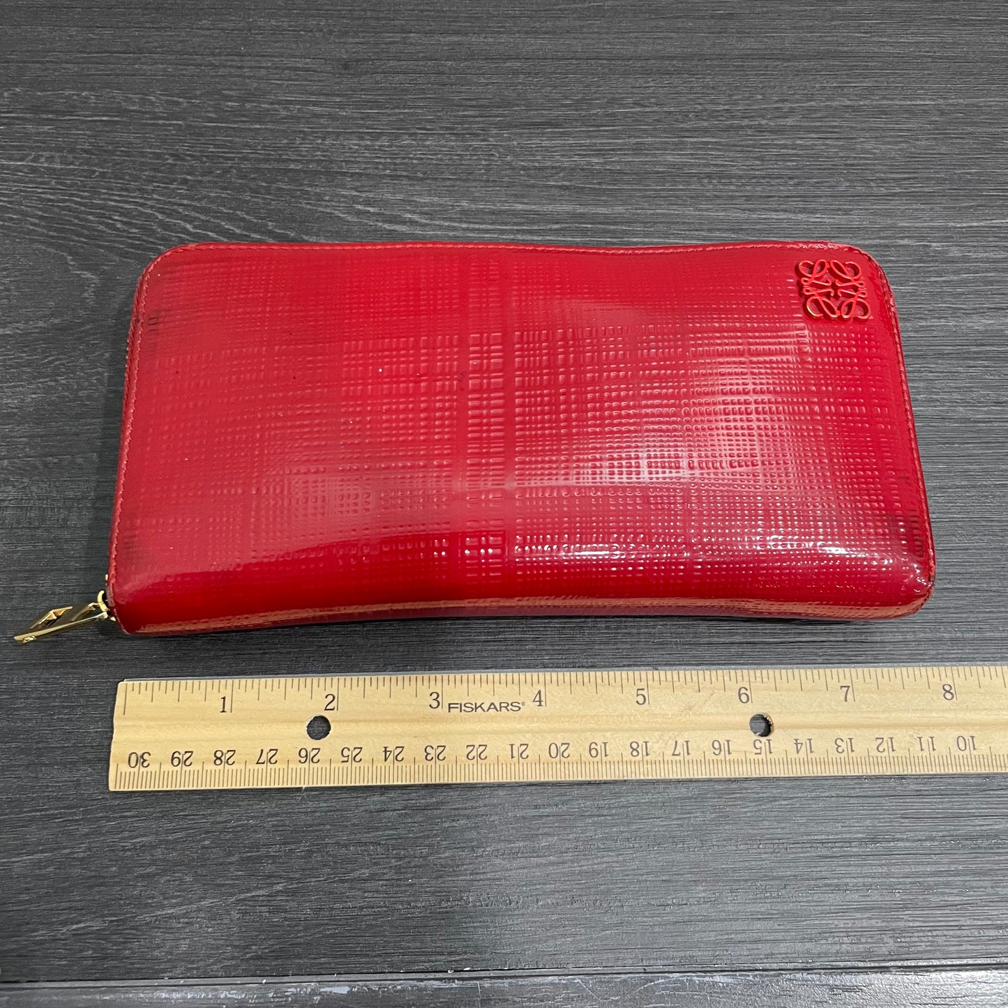 LOEWE Red Zippy Wallet