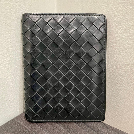 BOTTEGA VENETA Men's Black Weave Wallet