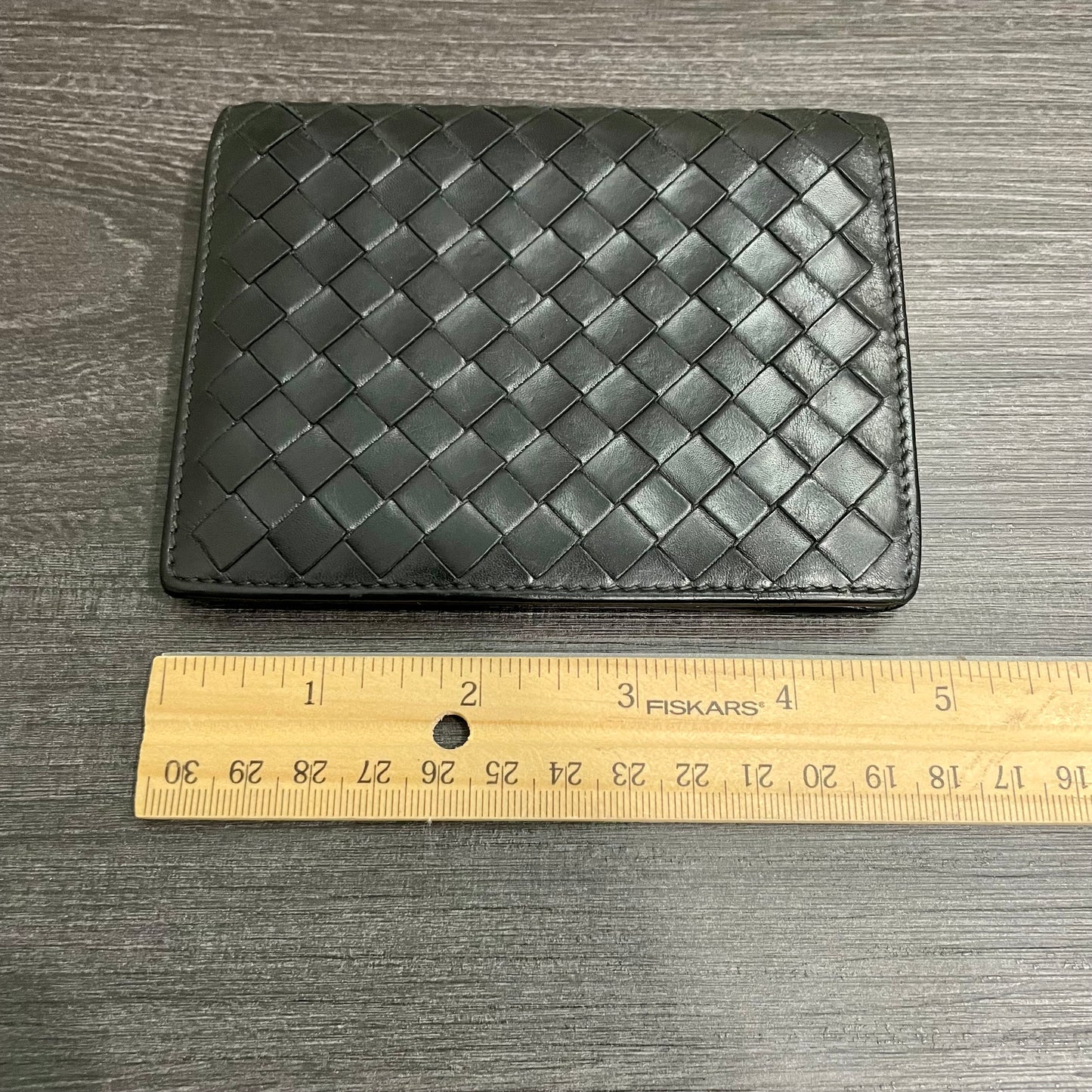 BOTTEGA VENETA Men's Black Weave Wallet