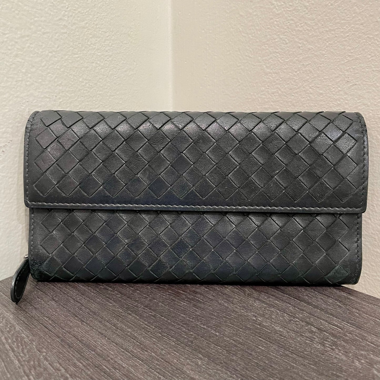 BOTTEGA VENETA Black Weave Wallet