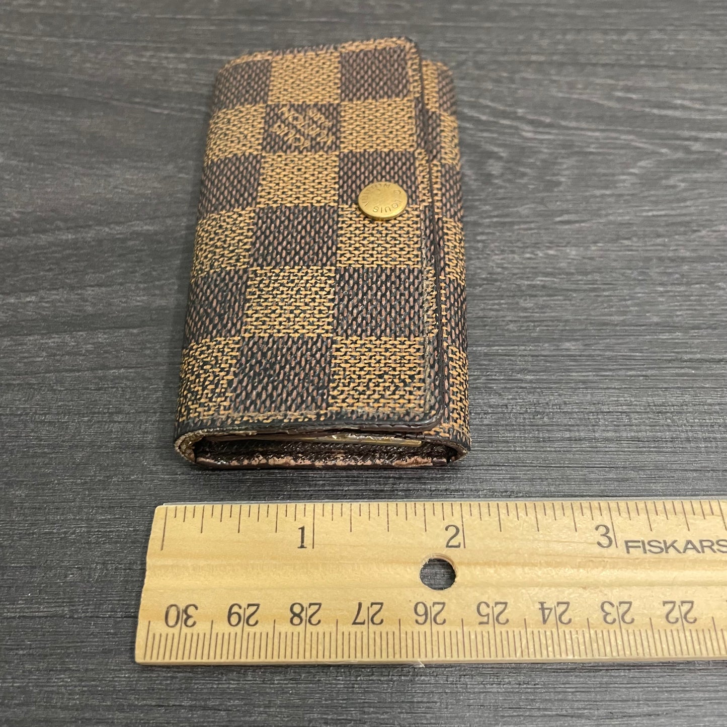 LOUIS VUITTON Damier Ebene Key Case (4 Rings)