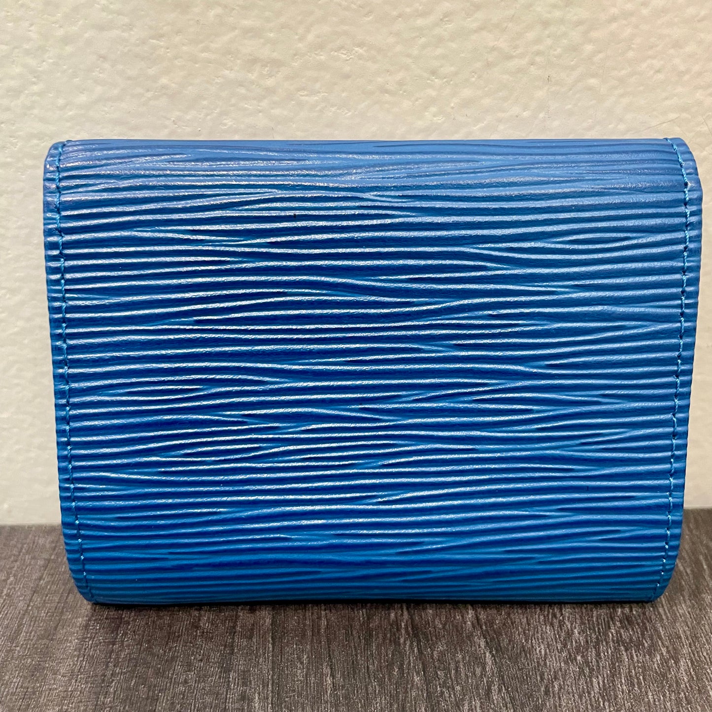 LOUIS VUITTON Blue Epi Coin Case