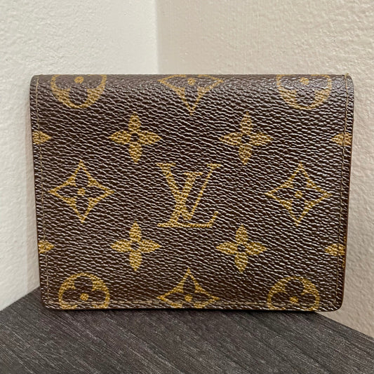 LOUIS VUITTON Monogram Card Case