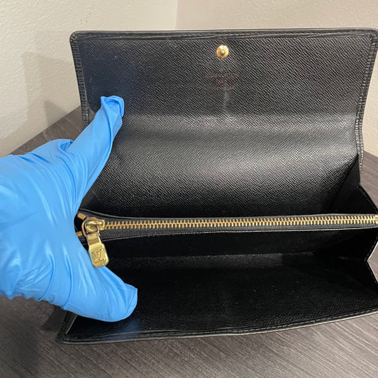 LOUIS VUITTON Black Epi Leather Wallet