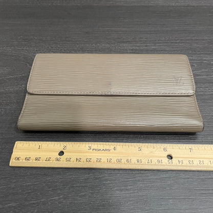 LOUIS VUITTON Gray Epi Leather Wallet